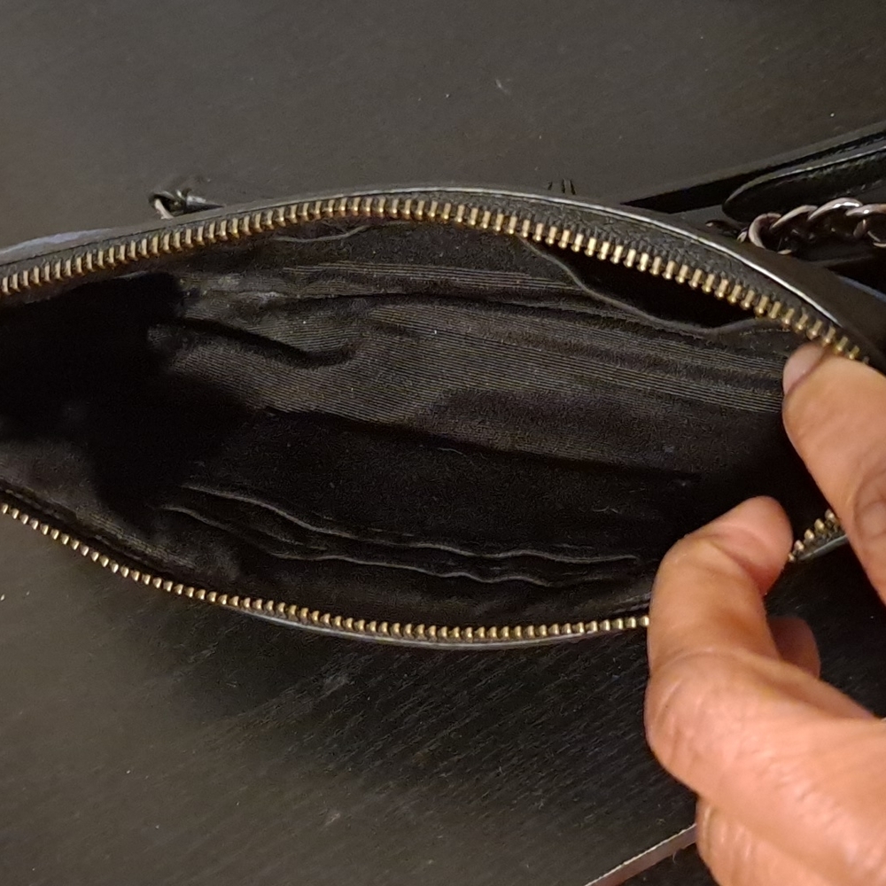 Shoulder bag - Picture 3 of 3